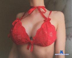 D1nadream7 stripchat livecam performer profile