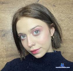 GladysArthurs stripchat livecam performer profile