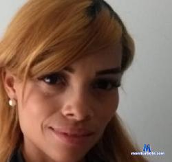 sharon_veryhot stripchat livecam performer profile
