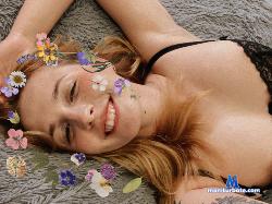 Lora_Palmer_ stripchat livecam performer profile
