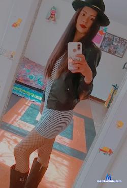 Boomfemina stripchat livecam performer profile