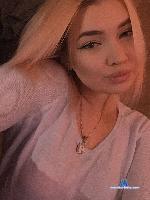 AnikLiiz stripchat livecam show performer room profile