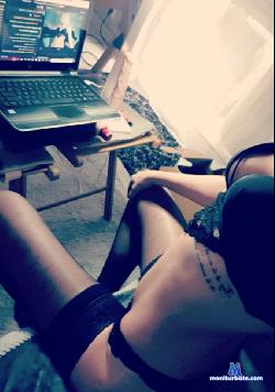 Kylona stripchat livecam performer profile