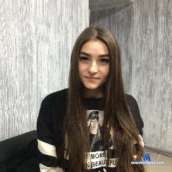 JoanWillowX stripchat livecam performer profile