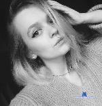 Emma_Crammer stripchat livecam show performer room profile
