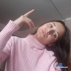 Wikki_Diva stripchat livecam performer profile