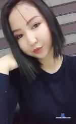 bever_lee stripchat livecam show performer room profile