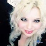 SonyaHotMilf stripchat livecam show performer room profile