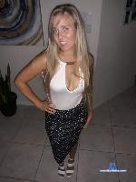 PinkLipsSkye stripchat livecam show performer room profile