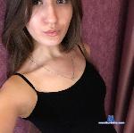 Suzzi stripchat livecam show performer room profile