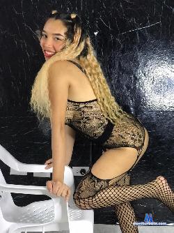 Allanna_15 stripchat livecam performer profile