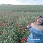 FloresLuisa stripchat livecam show performer room profile