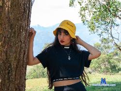 Sarah_Glass stripchat livecam performer profile