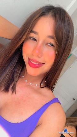Valeria_kroos stripchat livecam performer profile