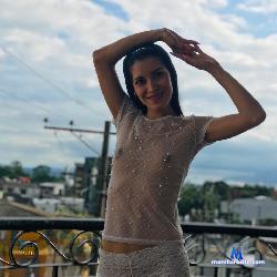 Ariana_leytom stripchat livecam performer profile