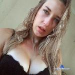 carliebuns stripchat livecam show performer room profile