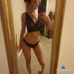 Iga93 stripchat livecam performer profile