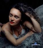 anahi_curlie stripchat livecam show performer room profile