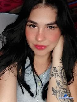 xmell_skyxxx stripchat livecam performer profile