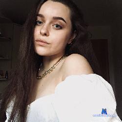 AnyaSweet stripchat livecam performer profile