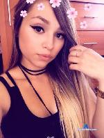 Sofi_saenz stripchat livecam show performer room profile