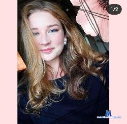 SingFlowers stripchat livecam performer profile
