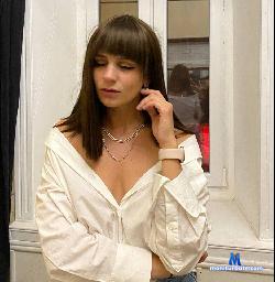 CatherineCrystal stripchat livecam performer profile