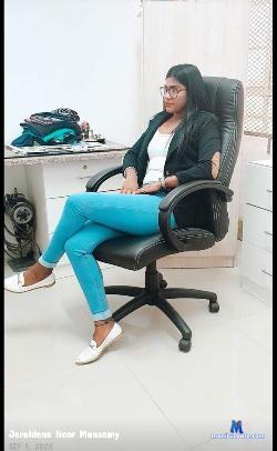 Indian_saleena stripchat livecam performer profile