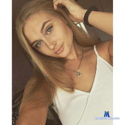 Patricia_love stripchat livecam performer profile