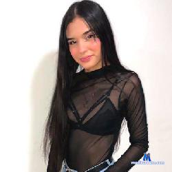 emily-hanks stripchat livecam performer profile