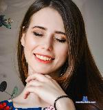 MikaMoonn stripchat livecam show performer room profile