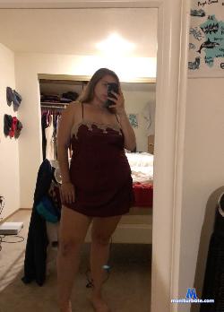 stoneykittyy stripchat livecam performer profile