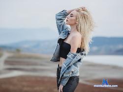MiaLias stripchat livecam performer profile