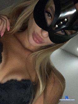 TinnaAngel stripchat livecam performer profile