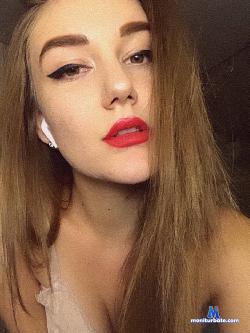 BettyHil stripchat livecam performer profile