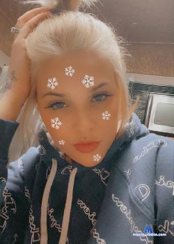 havanaprada stripchat livecam performer profile