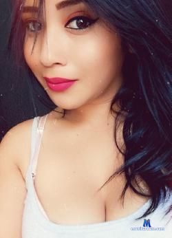 EMILY_JOHNS stripchat livecam performer profile