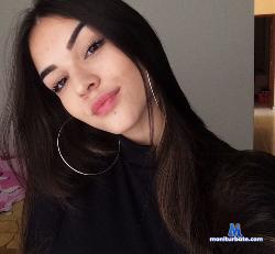 merly_926hot stripchat livecam performer profile
