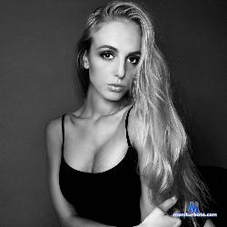 lauren-jade stripchat livecam performer profile