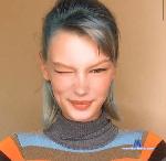 Sweet_Strawberry1 stripchat livecam show performer room profile