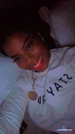 BellaEbony21 stripchat livecam performer profile
