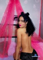 Mia_Moans stripchat livecam show performer room profile