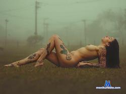 Santine25 stripchat livecam performer profile