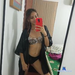 rayito_looners stripchat livecam performer profile