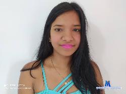 SweetLatinas21 stripchat livecam performer profile