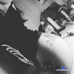 KittyQueen-_- stripchat livecam performer profile