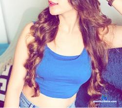 Taniya_S stripchat livecam performer profile