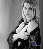 innocentsandra stripchat livecam show performer room profile