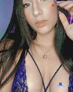 Barbie-Squirt stripchat livecam show performer room profile