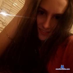 _Nika_ stripchat livecam performer profile